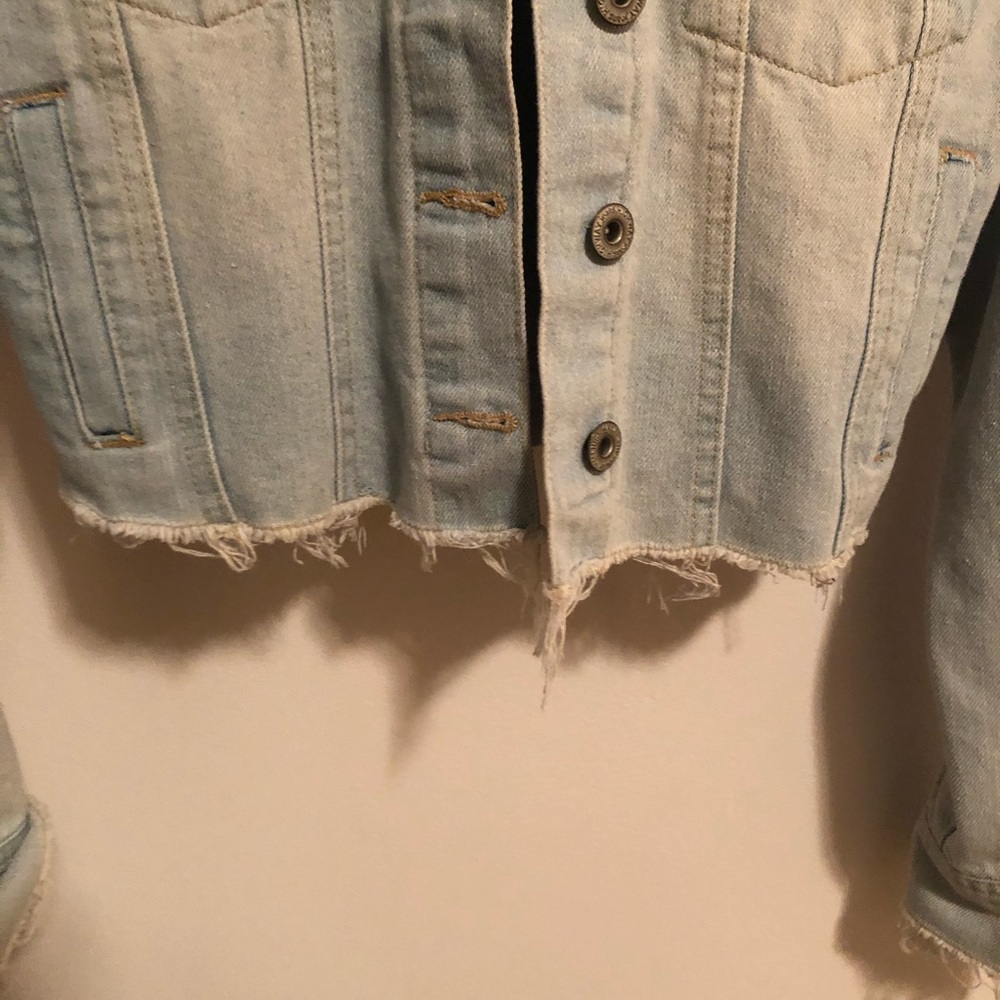 Frayed Denim Jacket - Picture 6 of 7